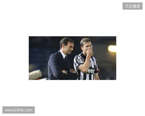 TA独家：今夏阿莫林在美国主动陪利马跑步复健，表达其支持