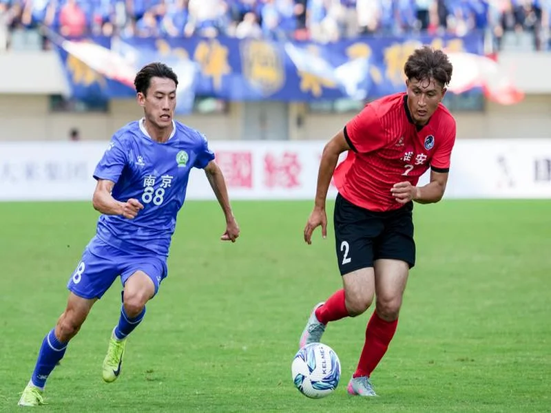6轮不胜！无锡吴钩1-1南京城市 伊西奇头球破门孟振扳平